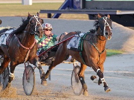 Keystone Del romps to a record-breaking victory in the Australian Trotting Grand Prix.