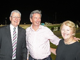 Bill and Anne Anderson with Bill Hutchison tonight at Cranbourne. 