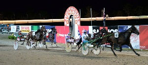  Kerryn Manning drives Animated to victory in race 19 of the International All Star Series.