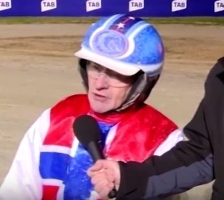 Gavin Lang could well be back in the winners' circle in Hectorjayjay's silks tonight.