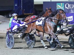 Une Belle Allure wins the Need For Speed Prince final for Zac Phillips.