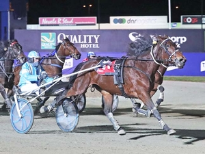 Deltasun sails to victory in the Empire Stallions Vicbred Super Series Final for Gavin Lang. 