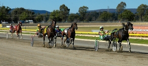 The finish in the 2016 Tom and Angela Hewitt Memorial at Goulburn.