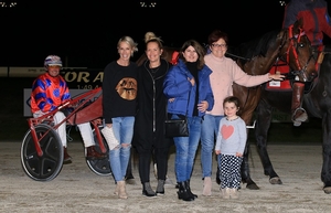 Happy connections of Pop The Bubbles following her win at Bathurst last Wednesday.
