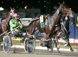 Maffioso delivered Chris Alford his maiden Chariots Of Fire at his first drive on the horse