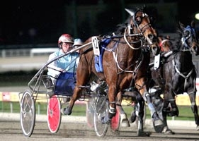 Broadways Best (Chris Alford) powers to victory in her Vicbred semi
