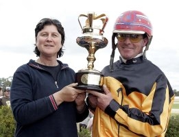 Jayne Davies and Chris Alford will go in search of more gold this weekend at Bathurst
