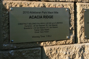 The Maoris Idol plaque laid at Bendigo to honour Acacia Ridge