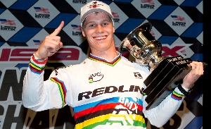 Injured Olympian Sam Willoughby in the colours Lance Justice will wear.