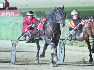  Eddie Tappe and Im Monica in the APG heat.