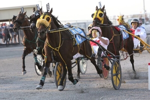 Canada's James MacDonald winning WDC heat 2 on Lucky Lucka