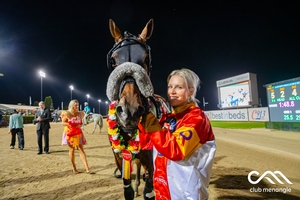 Catch A Wave & Kate Gath