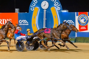 Rock N Roll Doo - Len Smith Mile